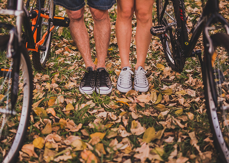 2 persons with their bikes